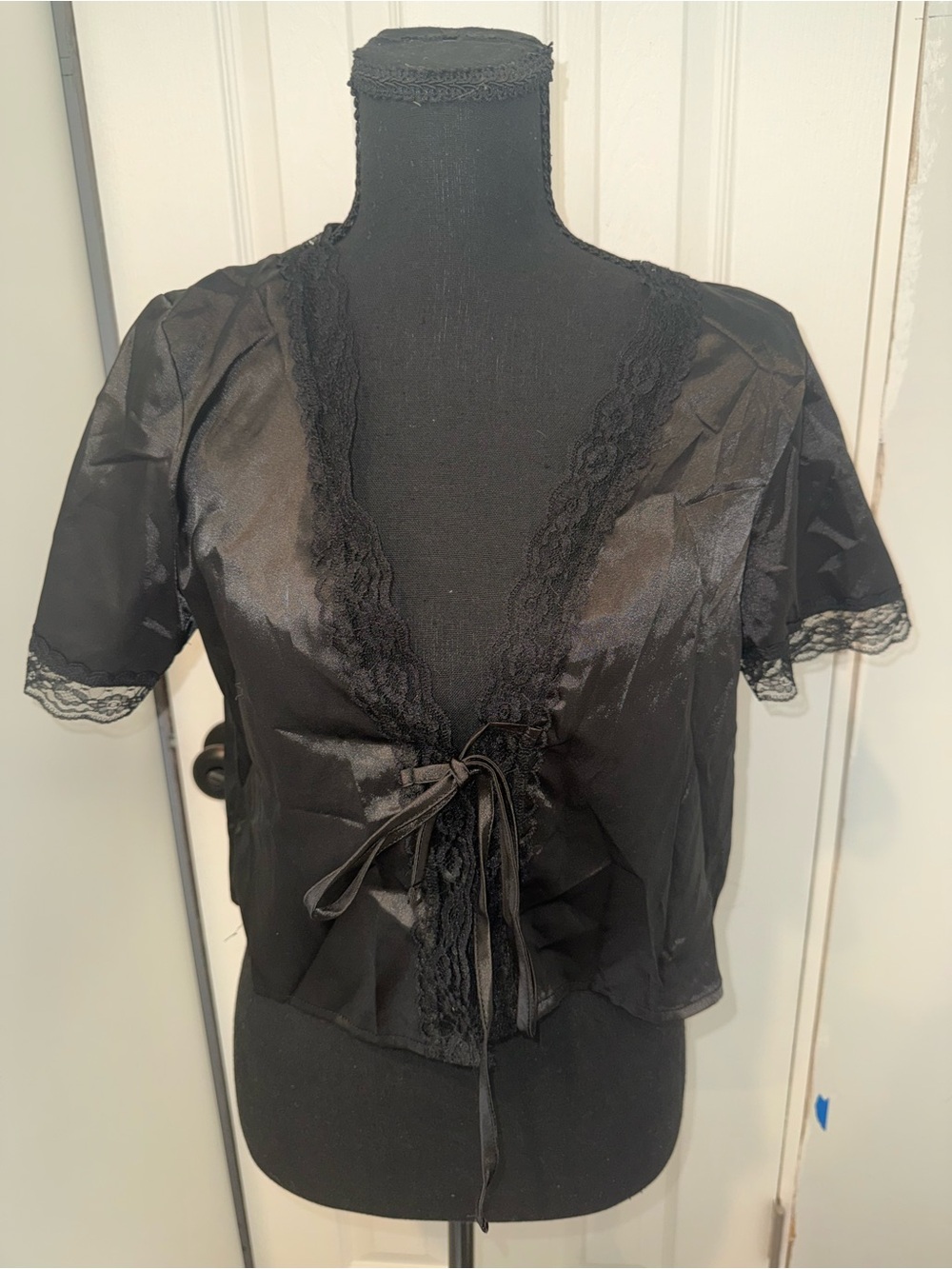 Black Lace-Trim Satin Tie-Front Robe Top